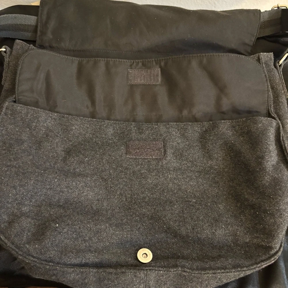 Gray Men's Large Shoulder Messenger Bag